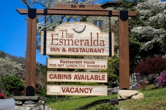 Esmeralda Inn. Chimney Rock, NC